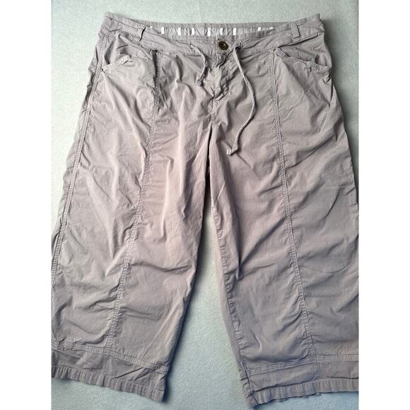Women’s Fresh Produce Grey Capri Cargo Pants Sz 1X - Picture 2 of 5